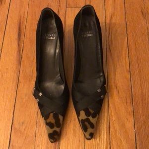 Stuart Weitzman Pointed-toe heel leopard accent 10